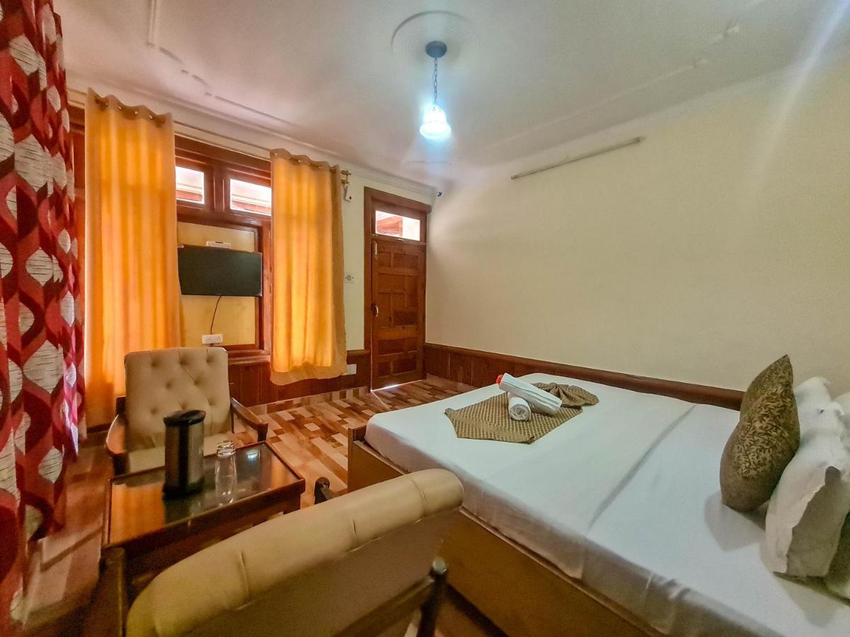 Hotel Pine Grove-Mall Road Manali  Exterior photo